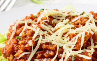 LCHF bučkini "špageti" po bolonjsko